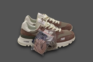 New Balance New Balance Ronnie Fieg x RC 1300