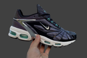 NikeNike Air Max Tailwind V x Skepta