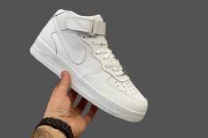 NikeЗимние кроссовки Nike Air Force 1 Mid